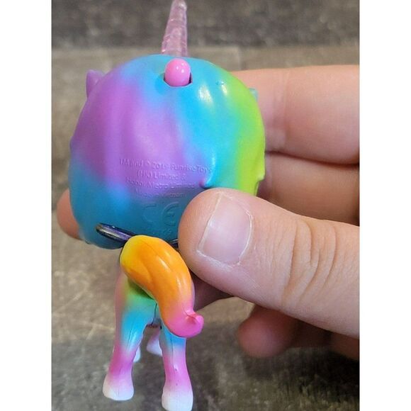 Funrise toys 2019 purple unicorn cat toy figure - Picture 4 of 4